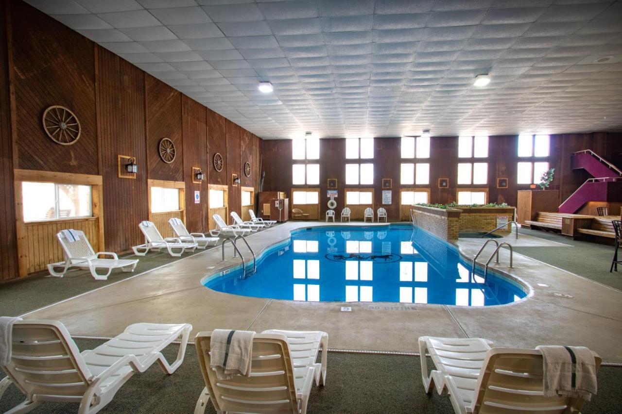 Carriage House Country Club Hotell Pocono Manor Eksteriør bilde