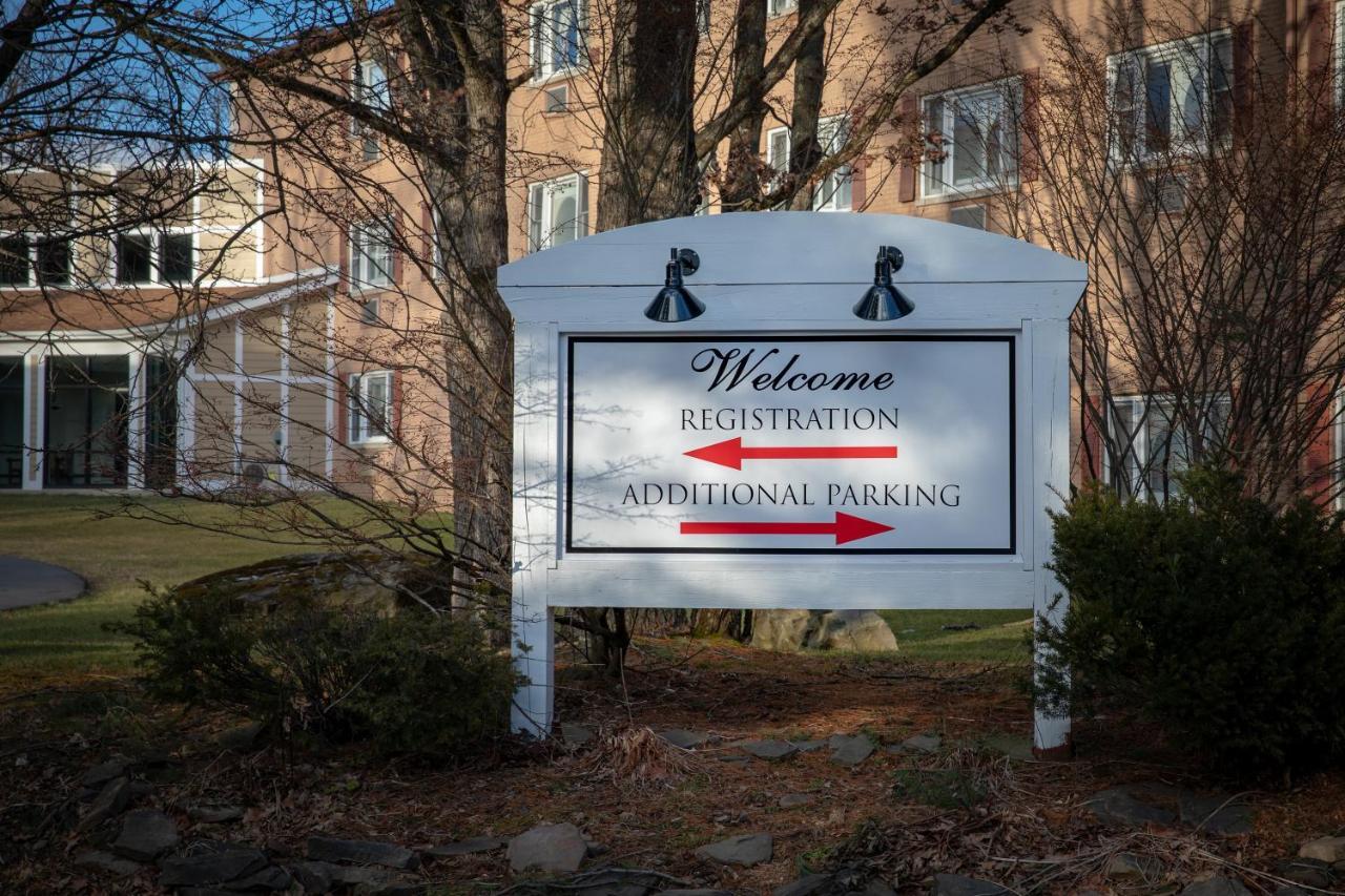 Carriage House Country Club Hotell Pocono Manor Eksteriør bilde